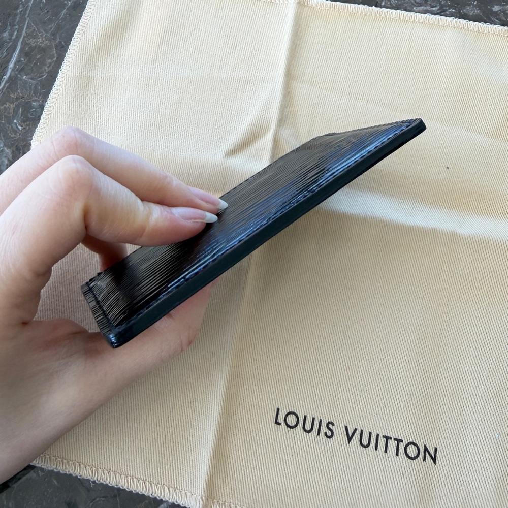 Louis Vuitton LV Black Epi Patent Leather Card Holder Wallet - Picture 10 of 11